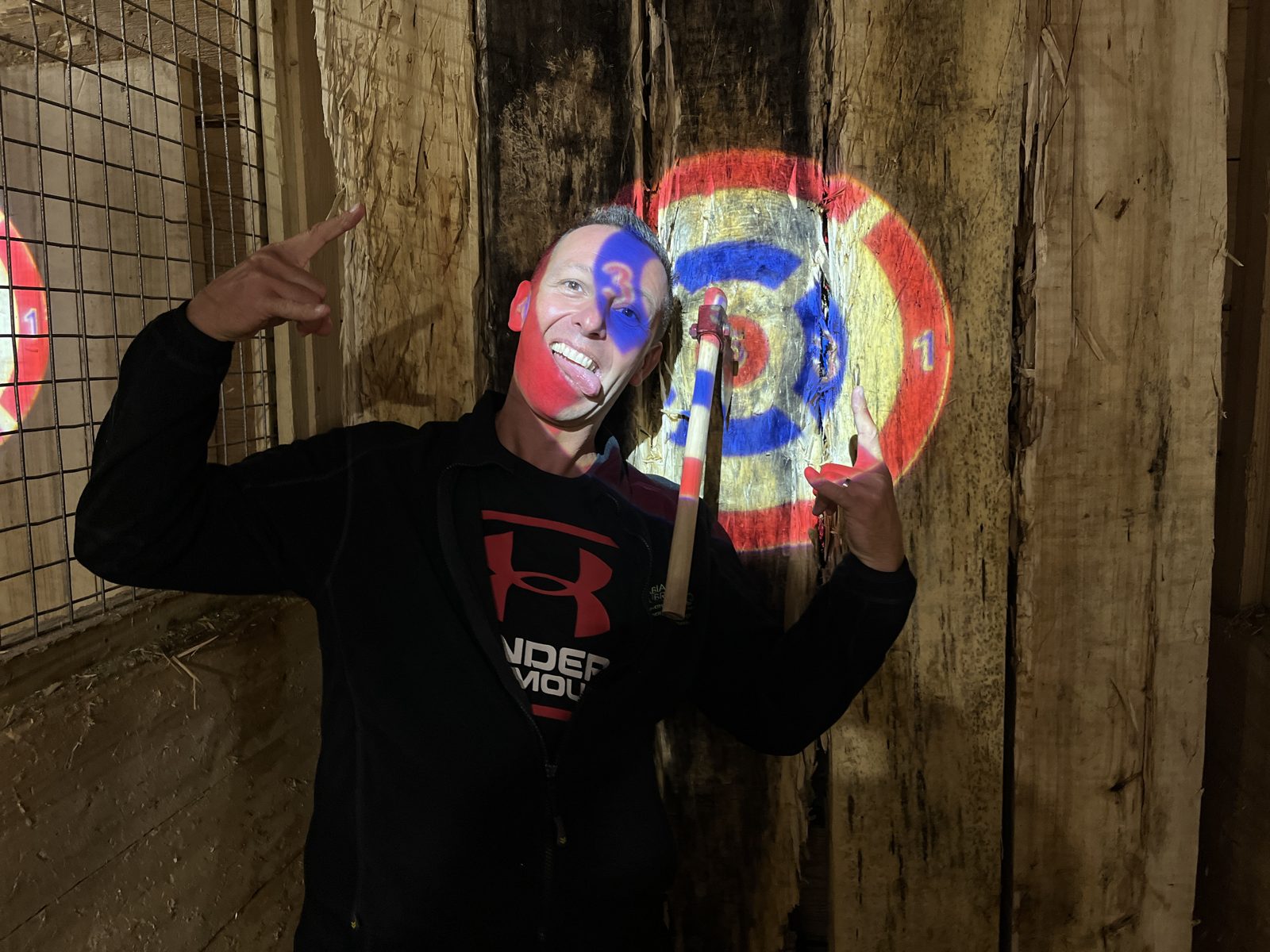 Le lancer de hache, un classique des EVG chez Team Square